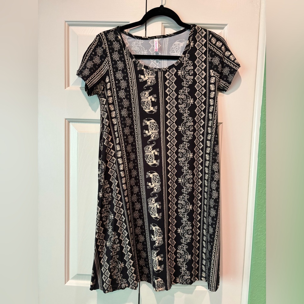 Sweet by Miss Me Black and Cream Patterned Dress